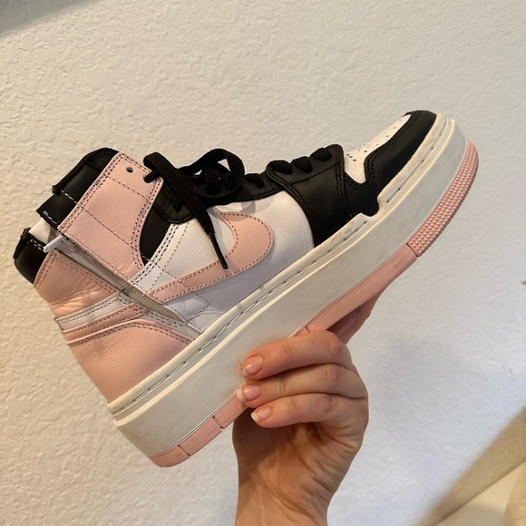 Nike Air Jordans - Picture 2 of 5